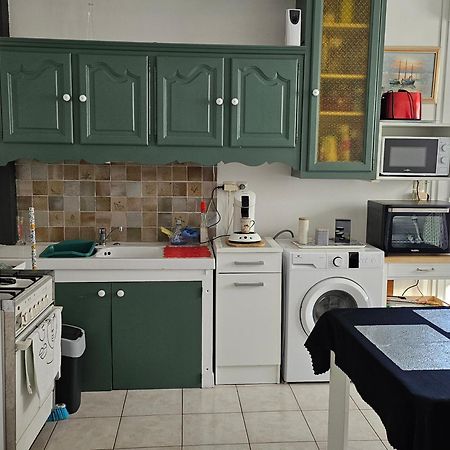 Logement Independant Chez L'Habitant Vouillé Dış mekan fotoğraf